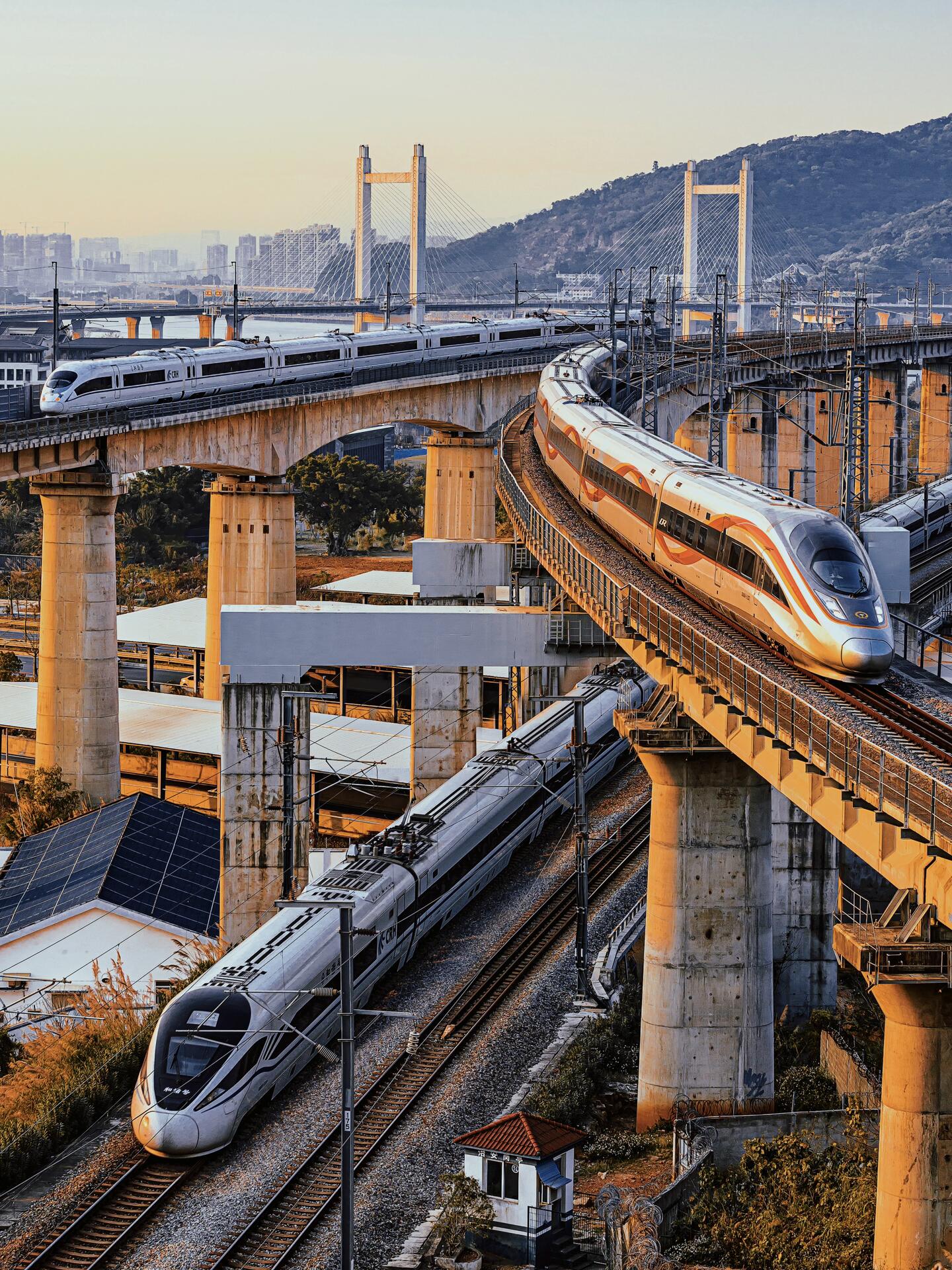 China High-Speed Rail: The Ultimate Guide for Travelers