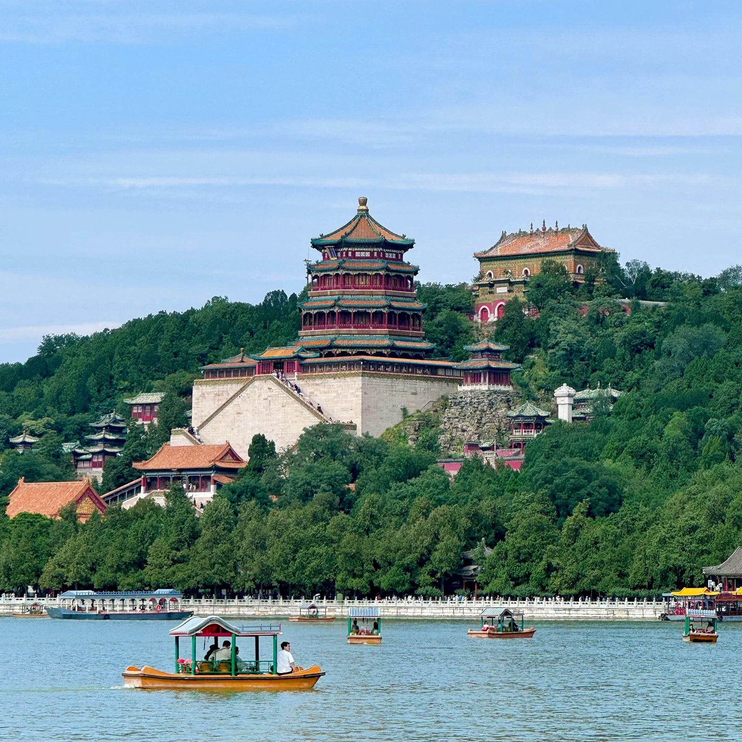 7 DAYS 6 NIGHTS BEIJING + GUBEI WATER TOWN