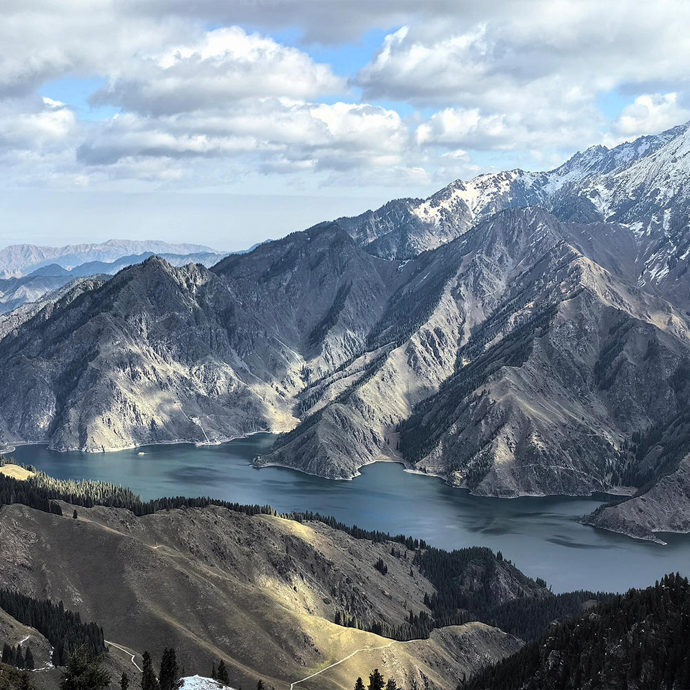 8 Days Urumqi Private Tour ；Sailimu Lake - Yining - Nalati National Forest Park - Horgos - Kuitun - Urumqi