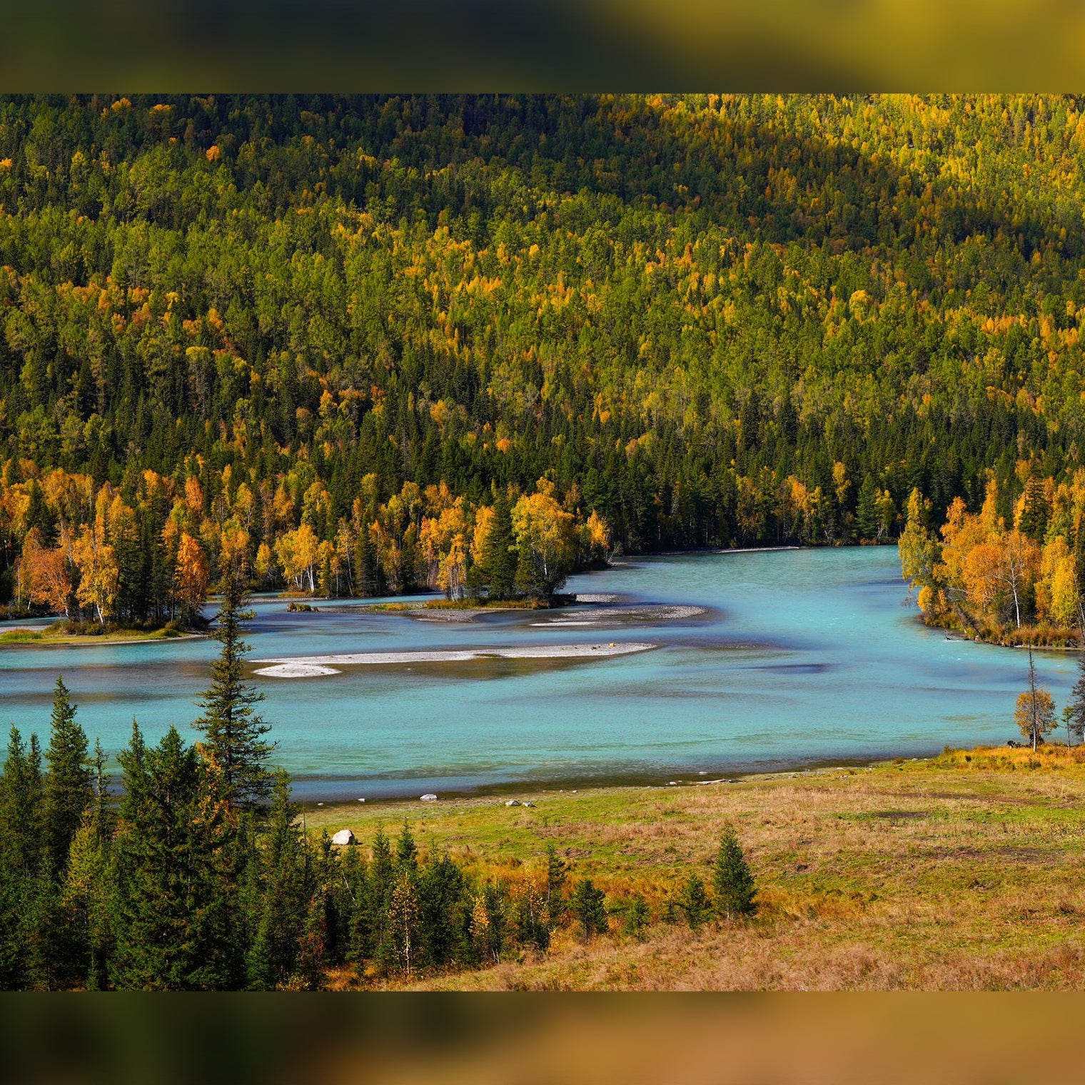 Xinjiang Two Lake Mini Small Group Tour