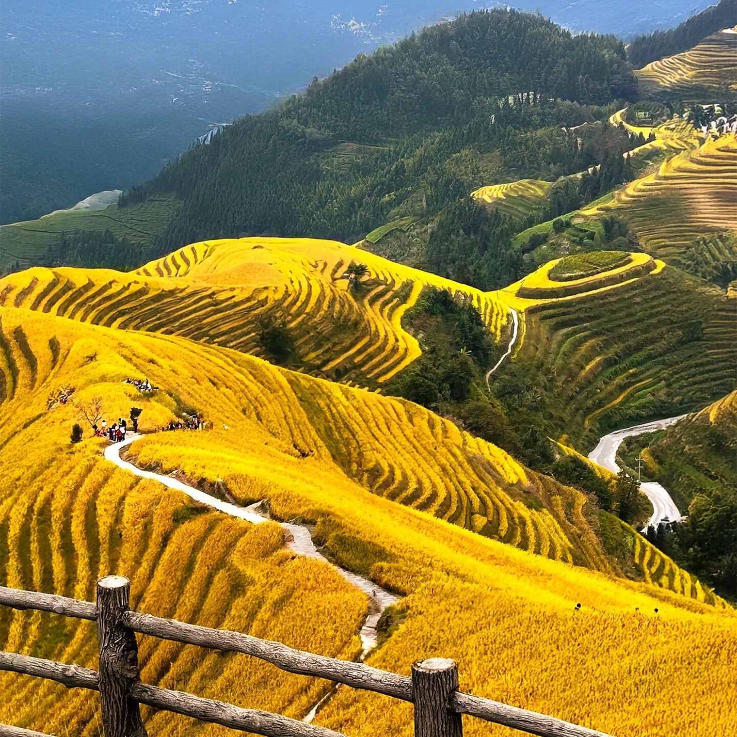 6 Days Tour Guilin - Longsheng - Sanjiang Nationalities Village - Yangshuo